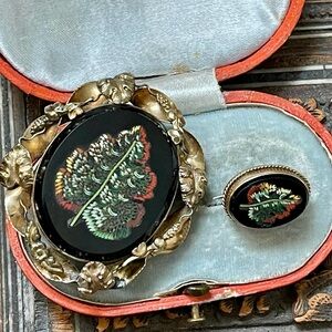 Special Matching Victorian Brooch Set
